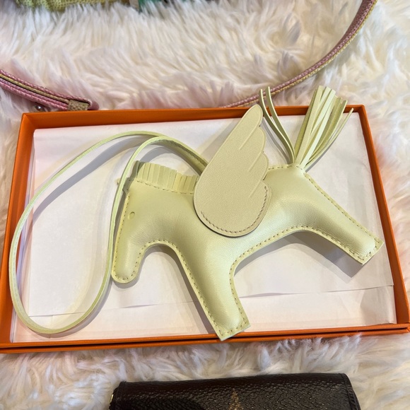 HERMES BrandNew Rodeo MM Pegasu - Picture 3 of 7